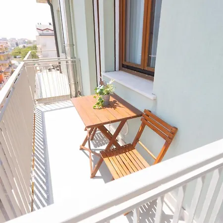 Anna Apartment